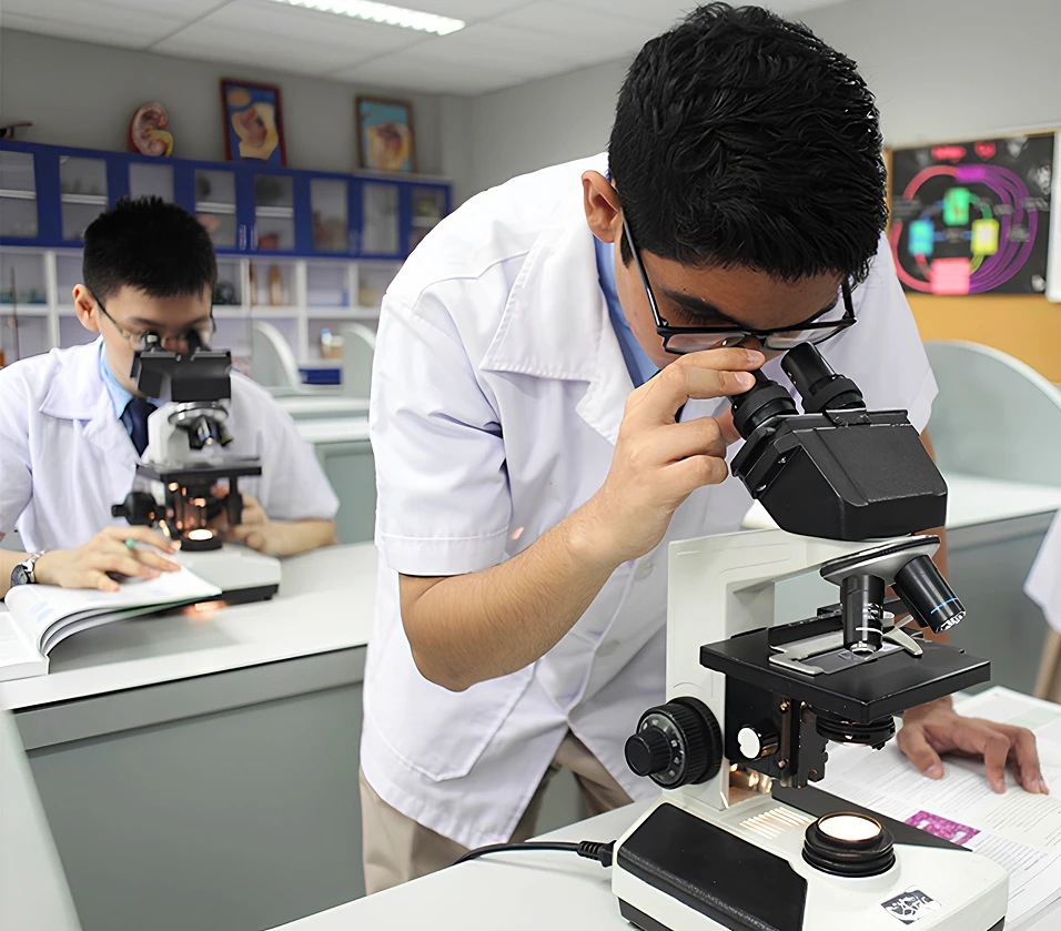 USJ Students in the Outdoor Garden Area