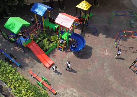 Green spaces & Play header
